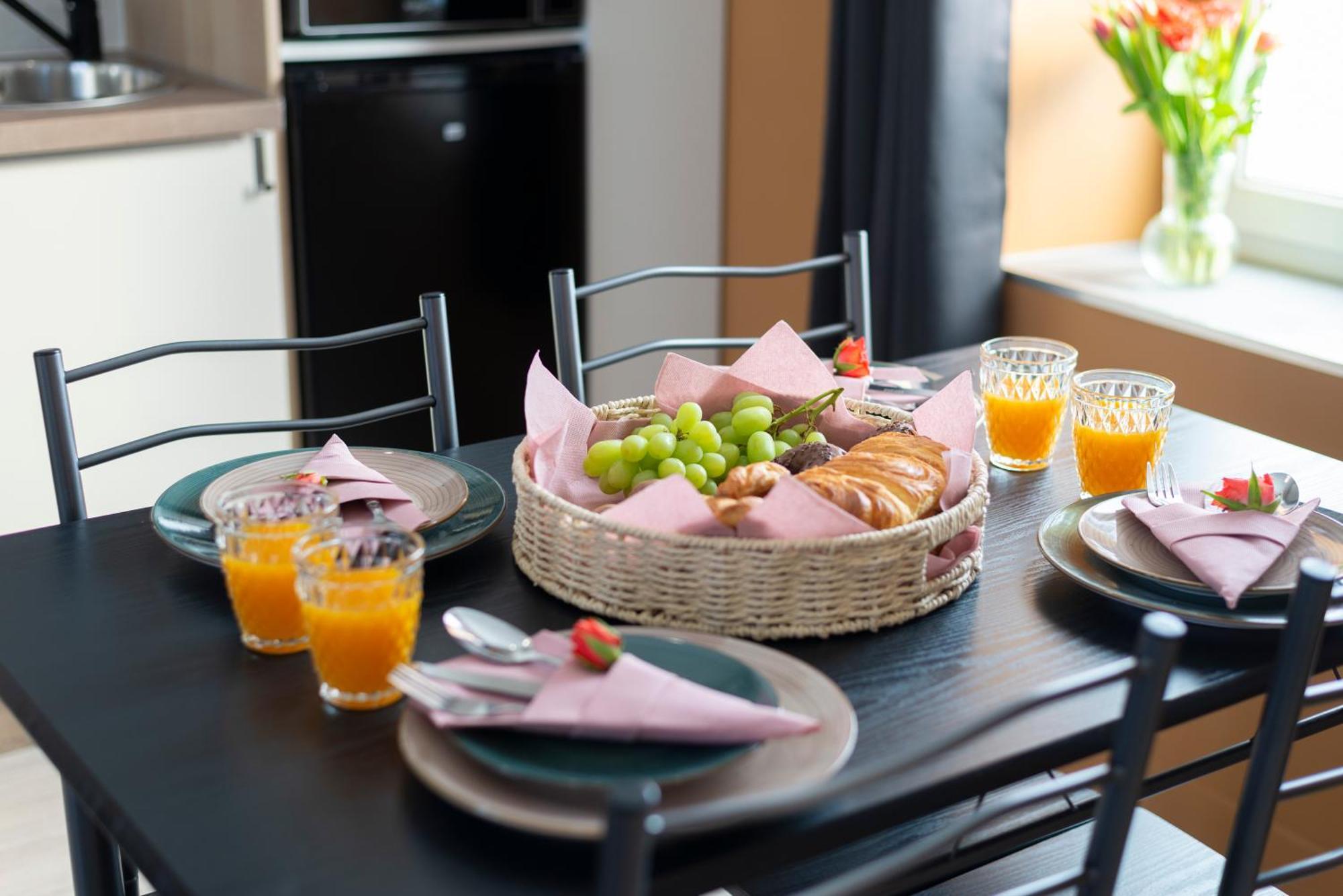Jungle - Magnifique Appartement Avec Parking Prive - Paris-Disney & Cdg A 25 Minutes Pomponne エクステリア 写真