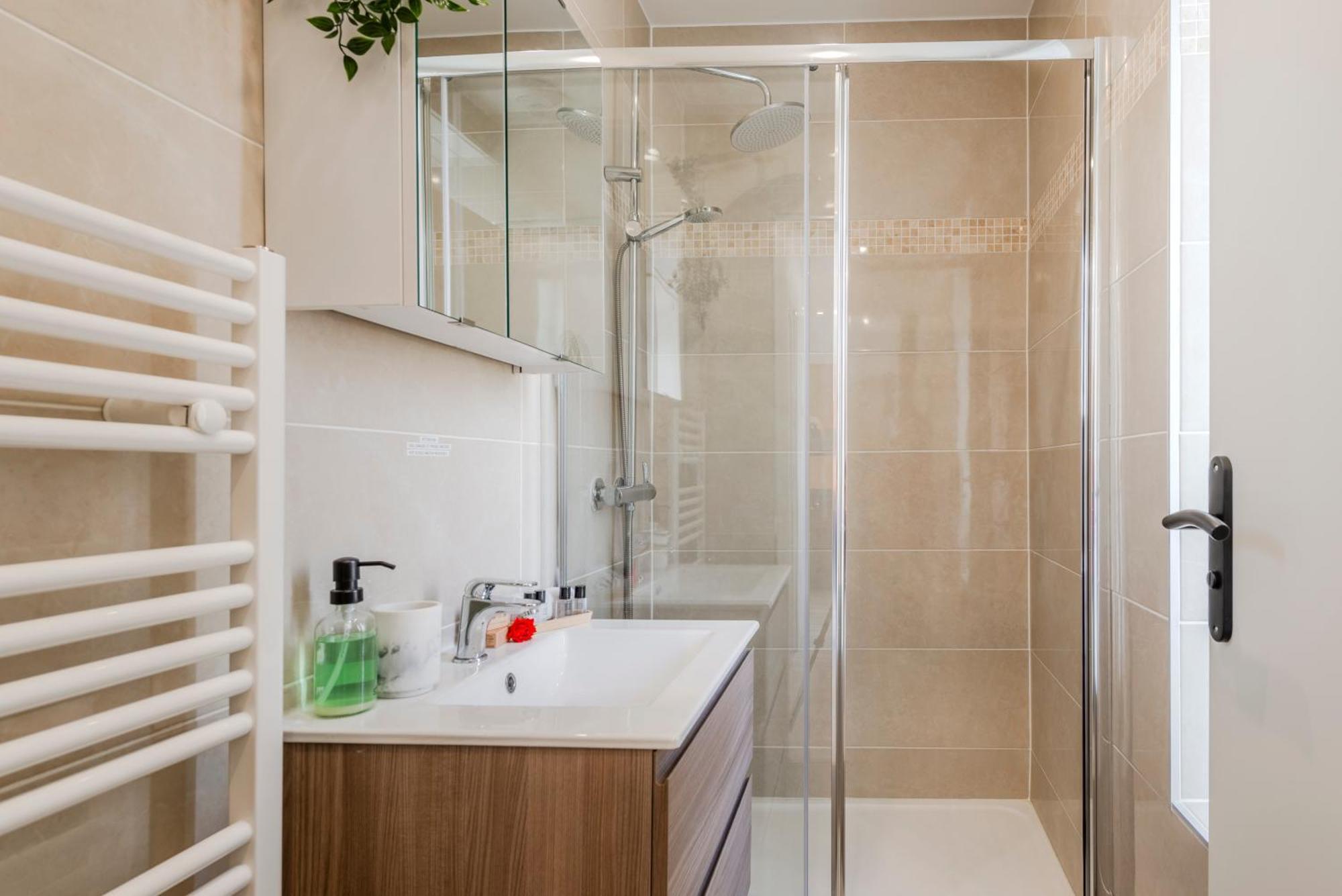 Jungle - Magnifique Appartement Avec Parking Prive - Paris-Disney & Cdg A 25 Minutes Pomponne エクステリア 写真